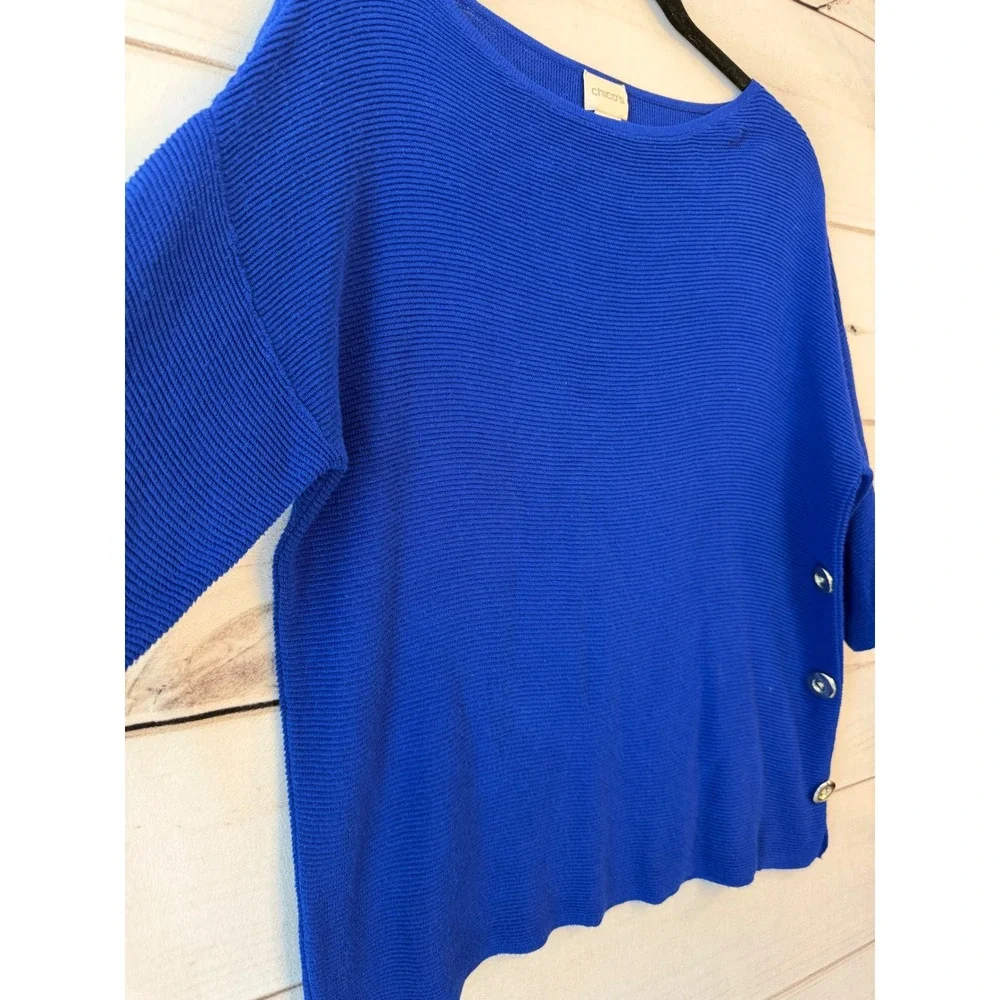 Chicos Blue Ribbed Knit Boatneck Sweater Side Button Detail Size 0 Small